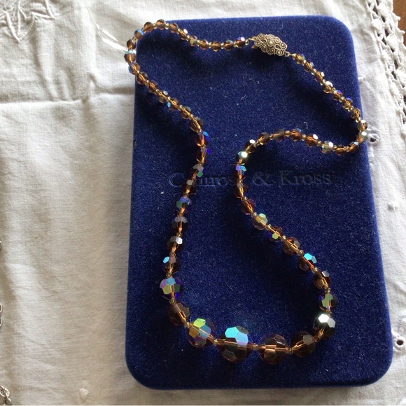 Beautiful Vintage Crystal Necklace - Picture 3 of 7